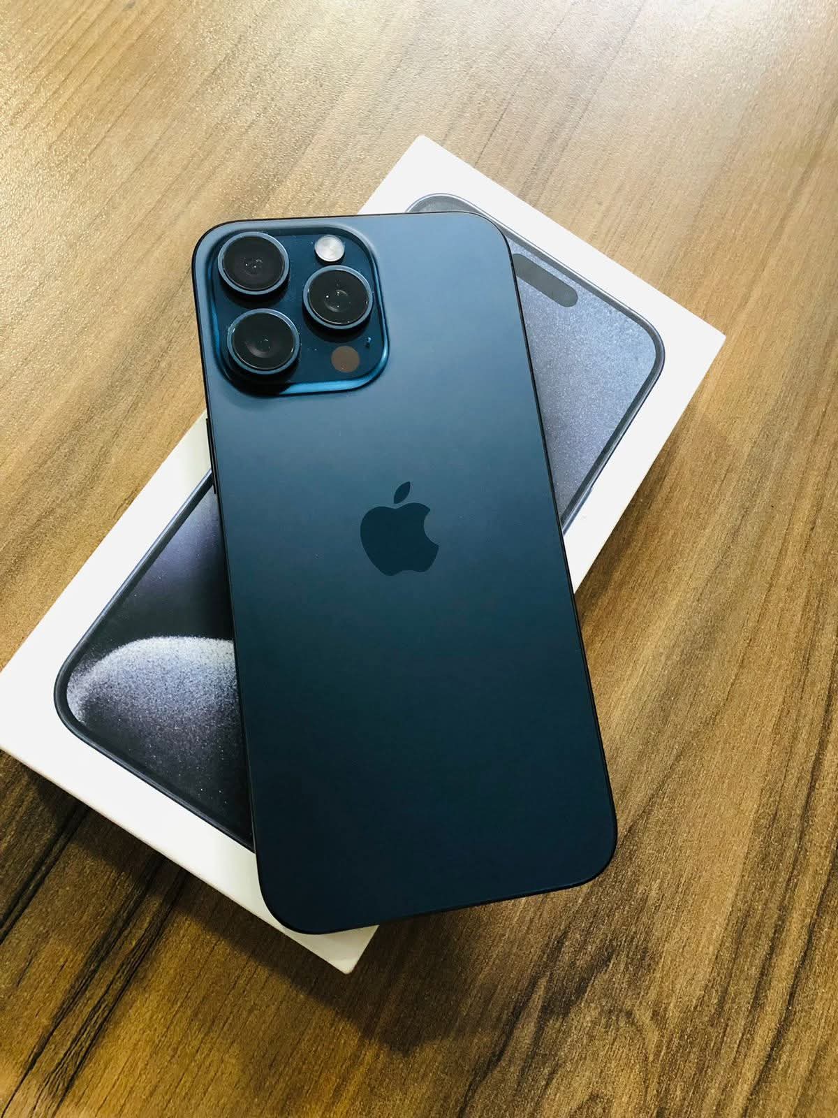 Apple iPhone 15 Pro Max