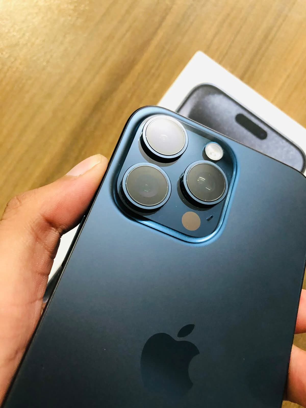 Apple iPhone 15 Pro Max