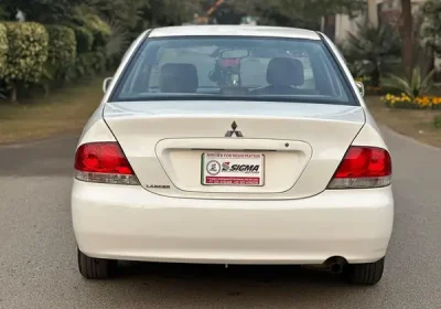 510612523-600×450-1