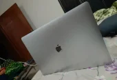 MacBook pro 2017