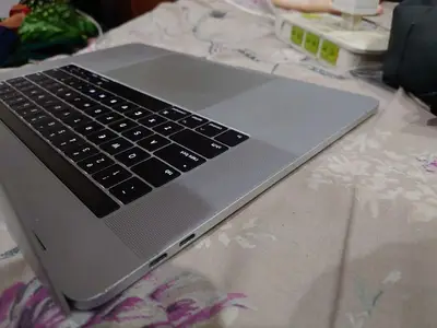 MacBook pro 2017