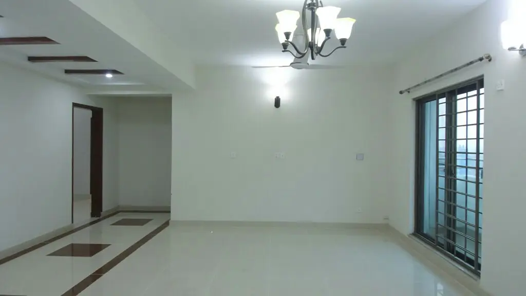 10 Marla New Flat For sale