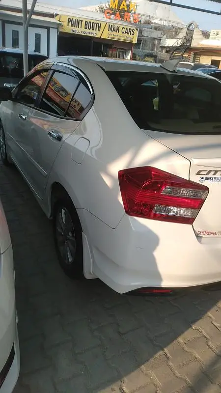 Honda City IVTEC 2019