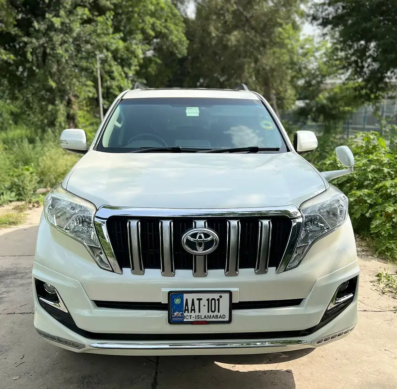 Toyota Prado Model 2014