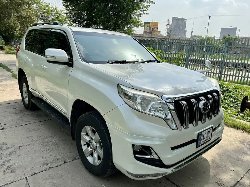 Toyota Prado Model 2014