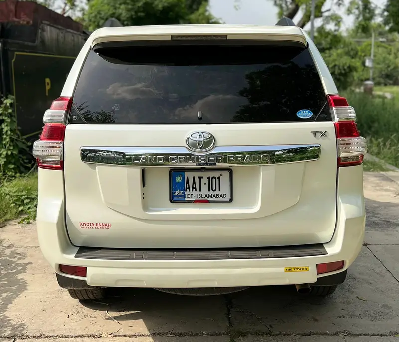 Toyota Prado Model 2014