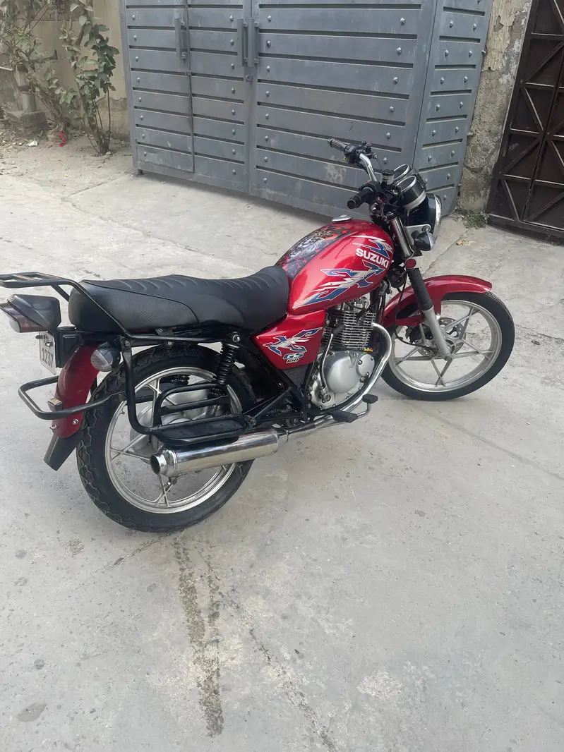 Suzuki GS 150 Model 2022