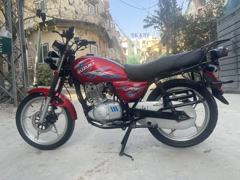 Suzuki GS 150 Model 2022
