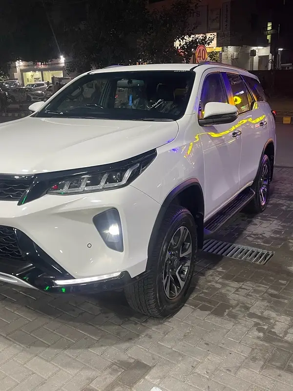 Toyota Fortuner Legender 2024