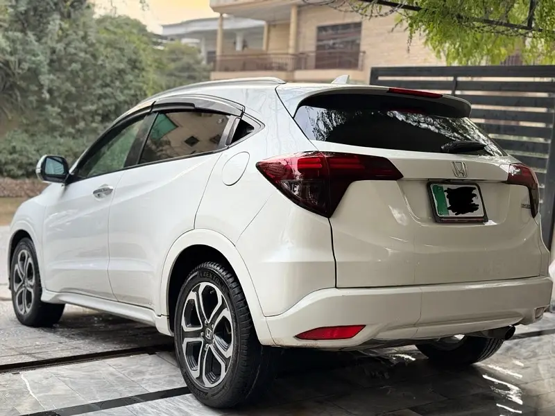 Honda Vezel 2015