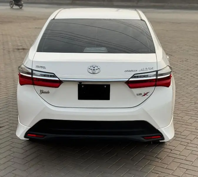 Toyota altis grande 2022