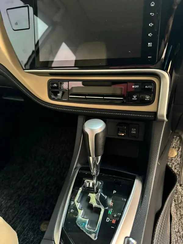 Toyota altis grande 2022