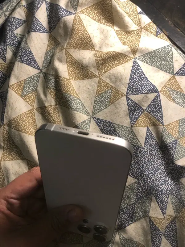 iphone 15pro max 256 (JV)