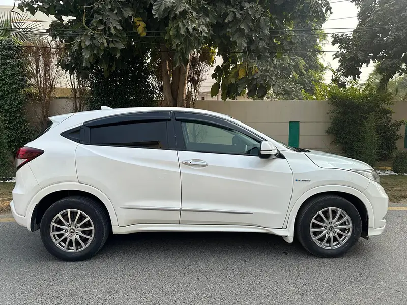 Honda Vezel 2014