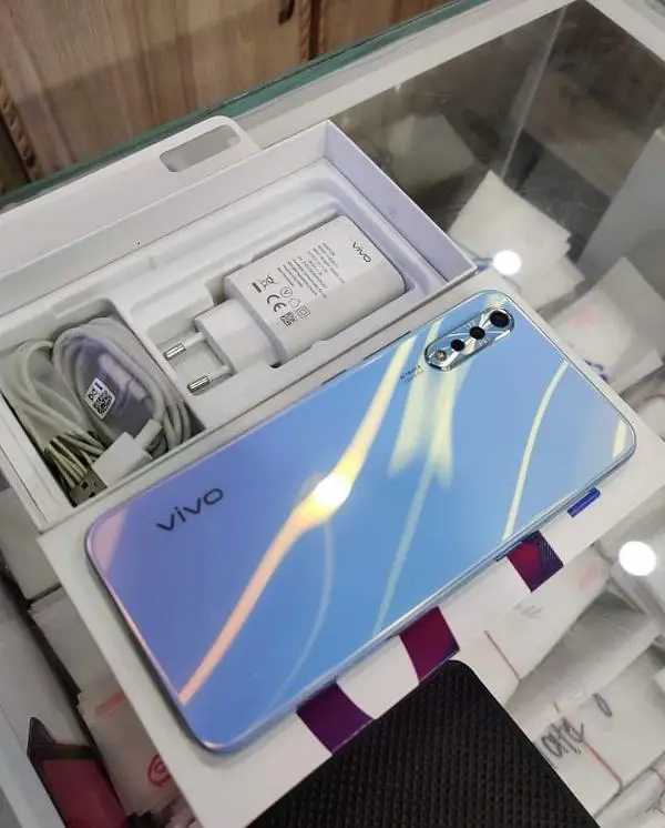 Vivo s1 4