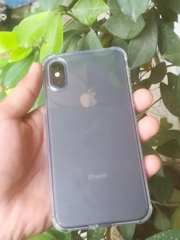 iphone xs mint condition