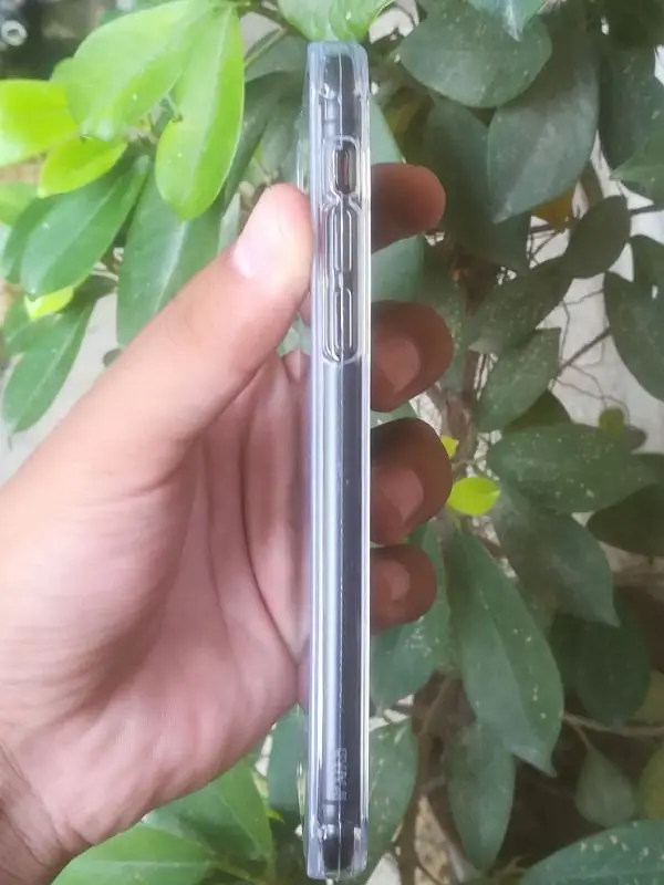 iphone xs mint condition