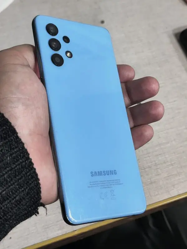 Samsung A32 for sale urgently