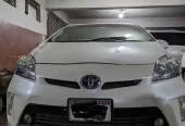 Toyota Prius 2012