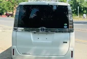 Toyota Voxy 2015