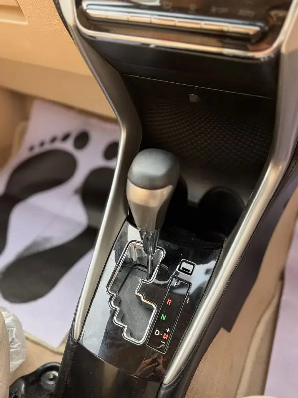 Toyota Yaris Ativ X 2023