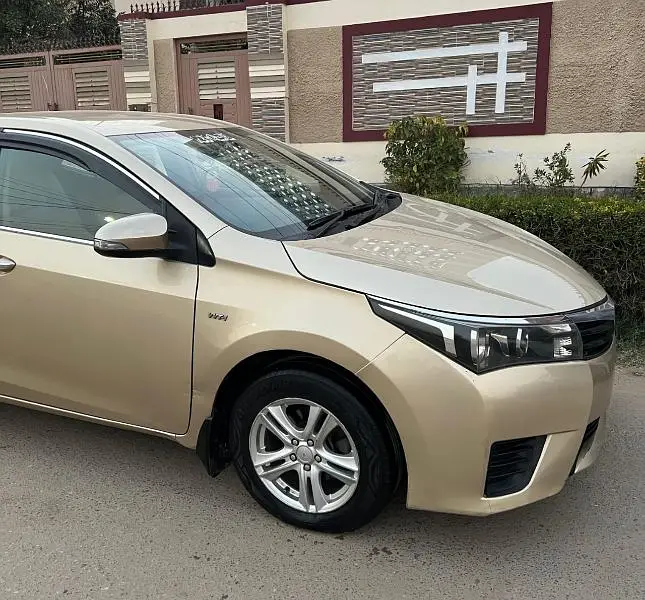Toyota Corolla GLI model 2016