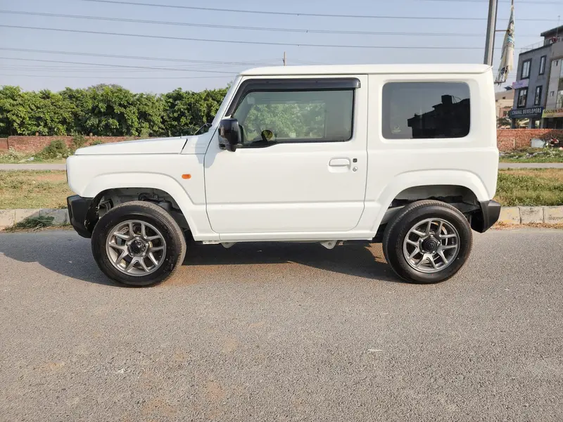 Suzuki Jimny 2021