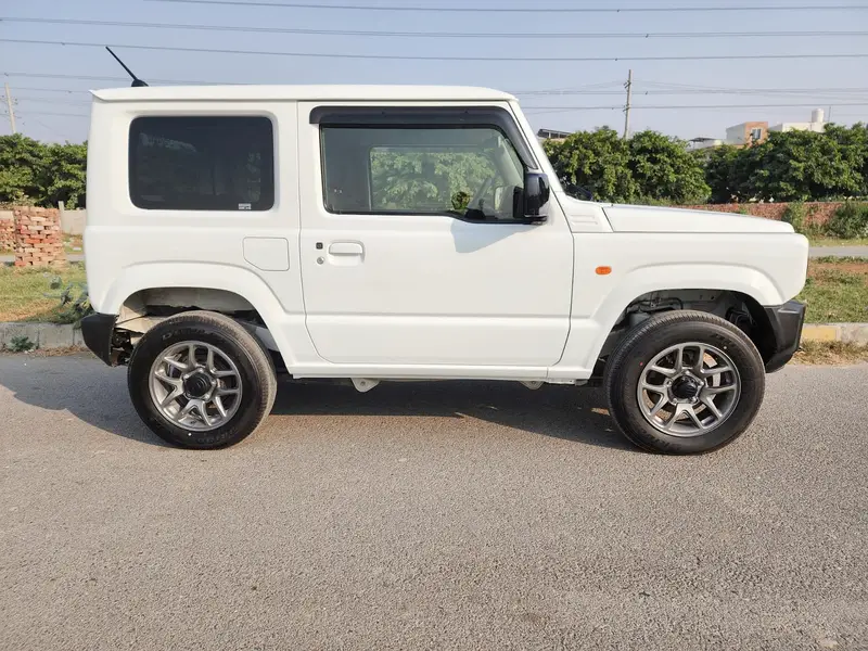 Suzuki Jimny 2021