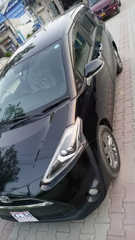 Toyota Sienta (2018) model