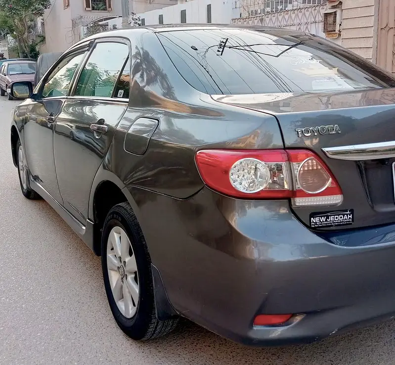Toyota Corolla Altis 1.8 2010