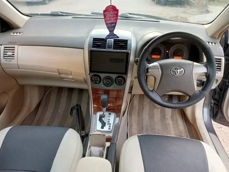 Toyota Corolla Altis 1.8 2010